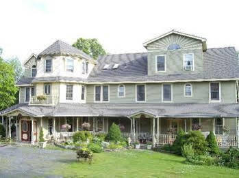 The Washington Irving Inn Tannersville Extérieur photo